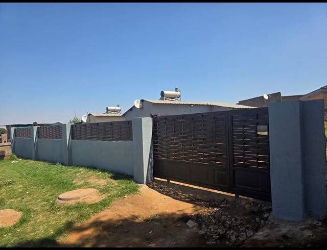 2 BEDROOM HOUSE FOR SALE IN EDEN PARK